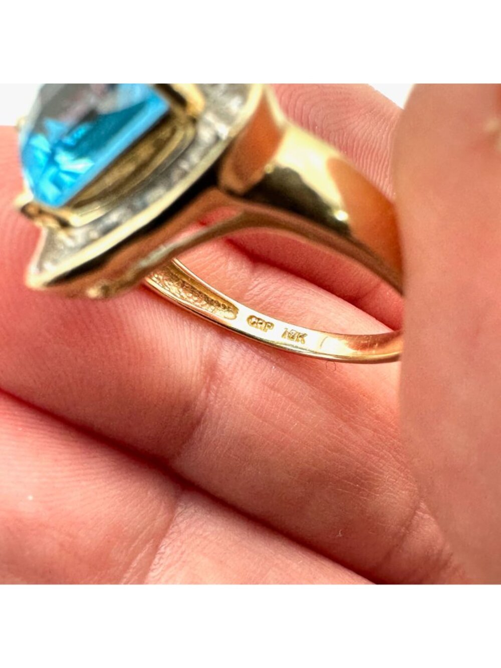 Womens Ring 10K Gold Blue Topaz Diamond 4.2 Grams Size 7.25 Estate Jewelry - Picture 5 of 7